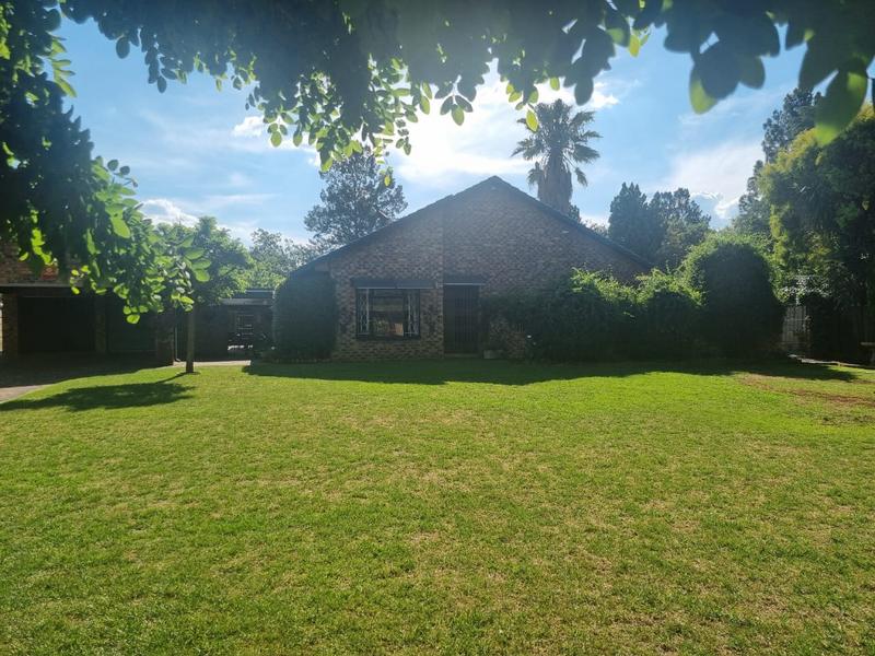 4 Bedroom Property for Sale in Vaalpark Free State